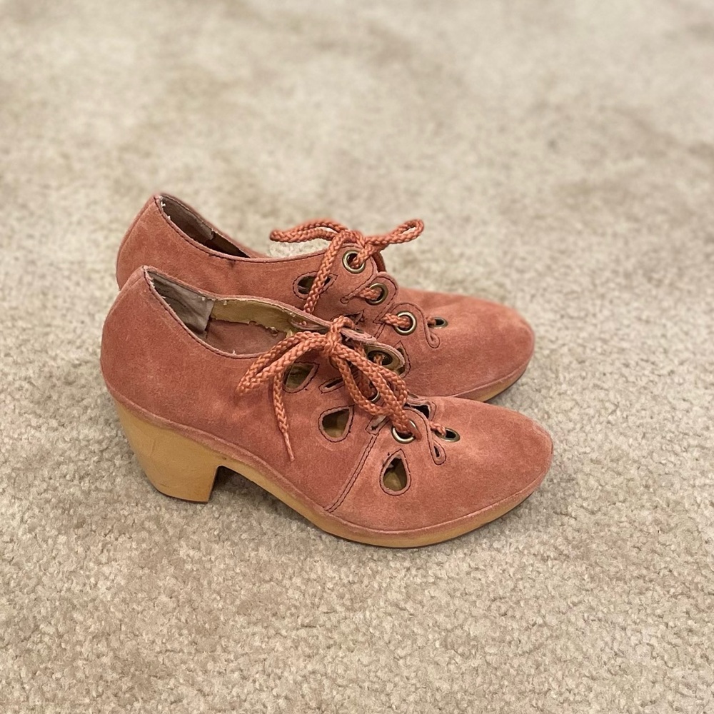 Anthropologie Latigo suede lace ups